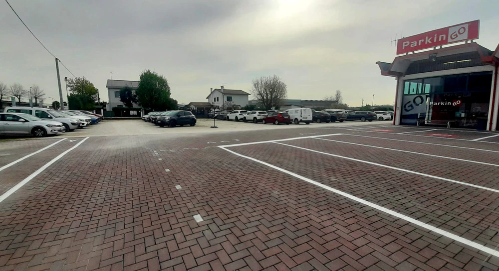 Parcheggio aeroporto treviso parkingo_005 